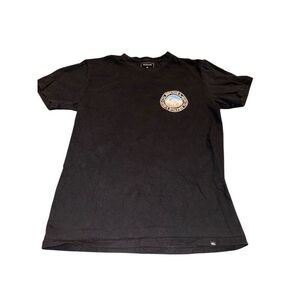 Quiksilver graphic tee medium